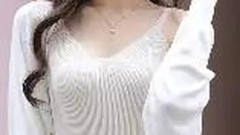 贝克尔禁区内精准射门，轻松斩获进球